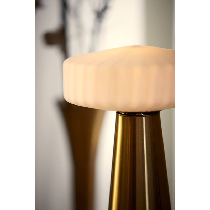 retro-goud-met-melkglazen-tafellamp-light-and-living-pleat-1882126-2