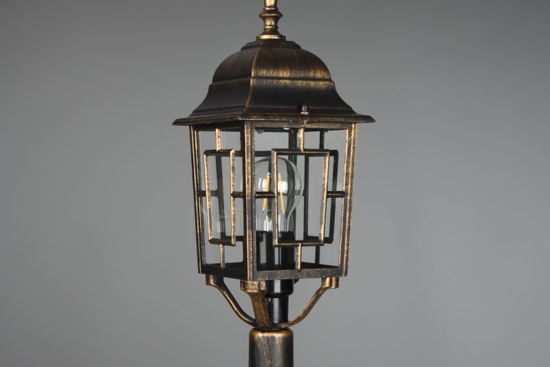 klassieke-bruine-paal-vloerlamp-volturno-405960128-1