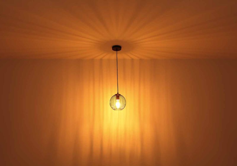 metalen-hanglamp-retro-zwart-globo-hermi-i-15589-3h-3