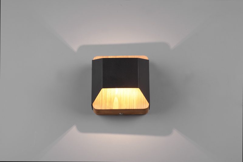 moderne-zwarte-metalen-wandlamp-trio-leuchten-arino-224810132-1