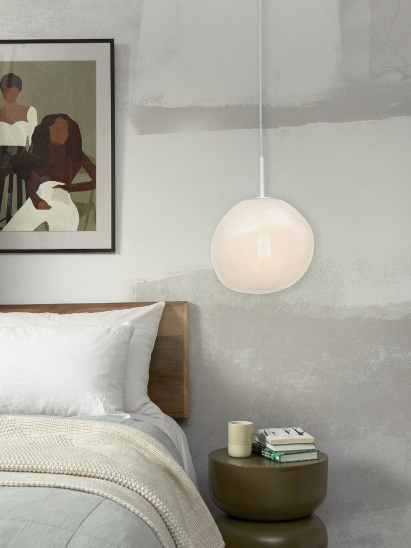 witte-glazen-hanglamp-metaal-modern-its-about-romi-helsinki-helsinkihw-9